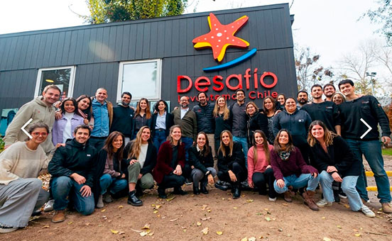 Desafío Levantemos Chile y Transbank firman convenio para fortalecer el apoyo en emergencias